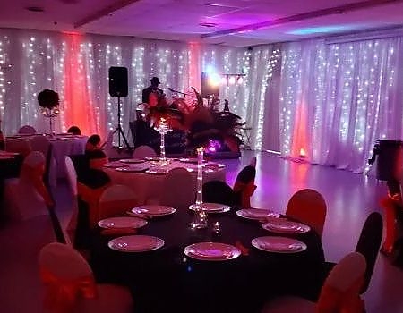 Side view of evening party table.